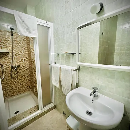 Hotell Argibay 2*